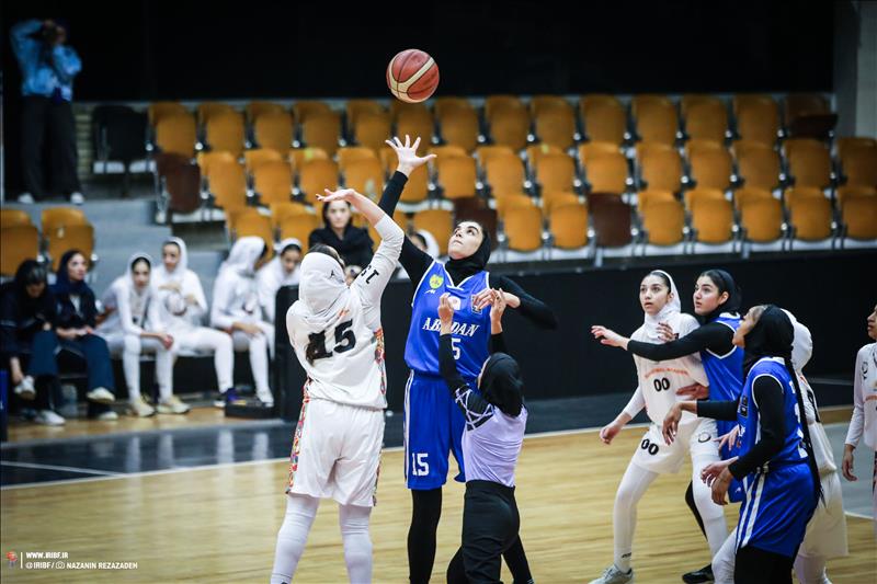 ۶۷ امتیاز دو بازیکن خارجی نفت و ۳۱ ریباند عابدی