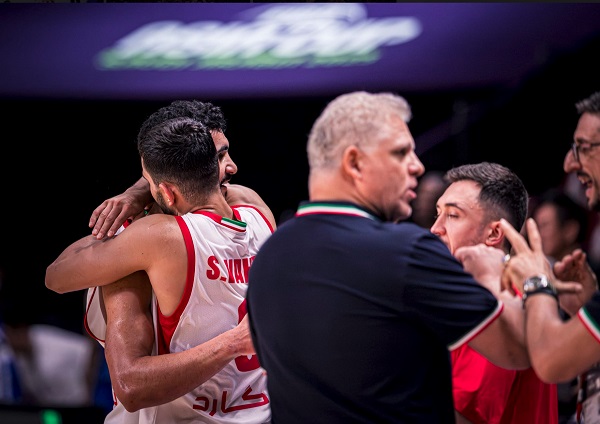 مانولوپولوس: به بازیکنانم افتخار می‌کنم/ زنگنه: لیاقت این برد را داشتیم