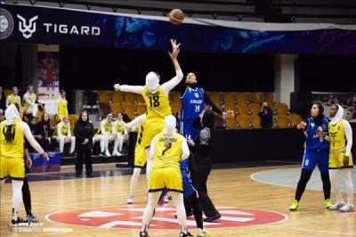 نمایش ناامید کننده‌ی نفت آبادان/ ۳۰ ریباند عابدی در یک بازی